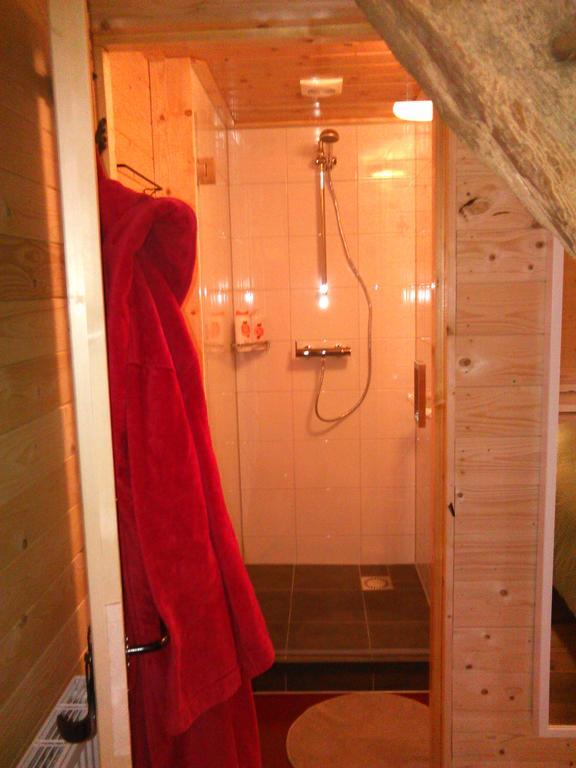 B&B De Luttikhoeve Giethmen Exteriör bild